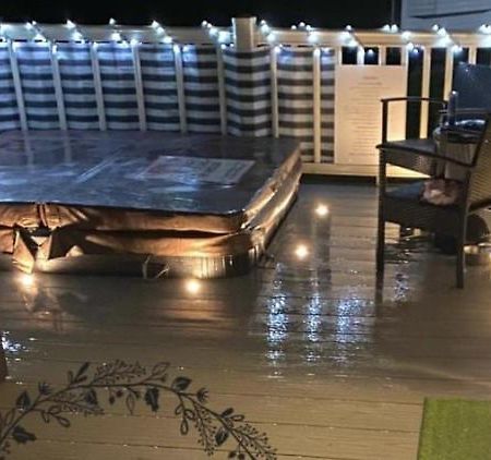 태터셜 Prime Location & Luxurious Hot Tub 빌라 외부 사진